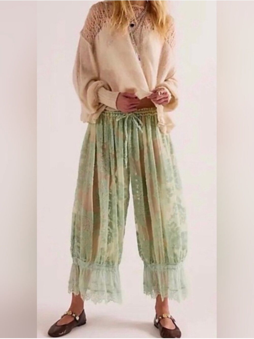 FREE PEOPLE FOREVER YOUNG VELVET FLORAL LACE VICTORIAN BLOOMER PANTS sz small - Picture 1 of 13